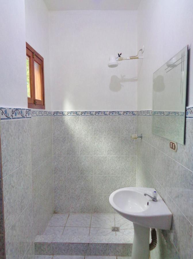 Livingston Resort Hotel Dış mekan fotoğraf